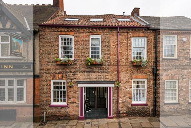 Minster Walk Guesthouse 요크 외부 사진