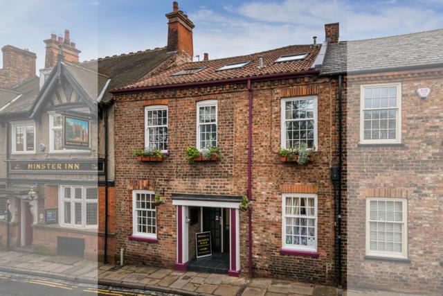 Minster Walk Guesthouse 요크 외부 사진