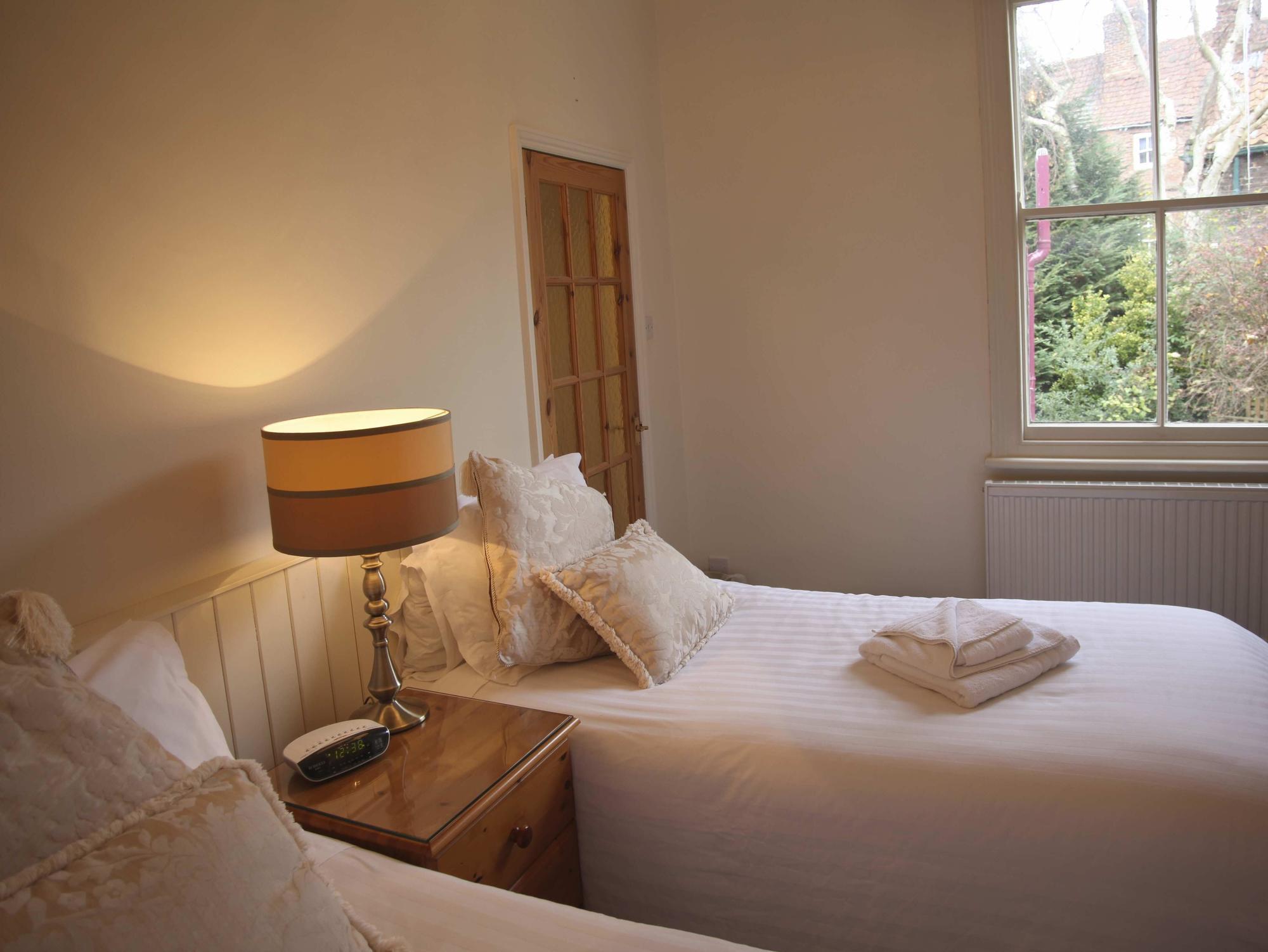 Minster Walk Guesthouse 요크 외부 사진